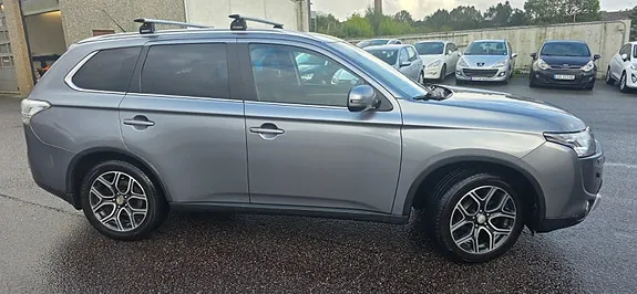 Mitsubishi Outlander 2014 photo 5