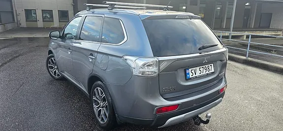 Mitsubishi Outlander 2014 photo 2