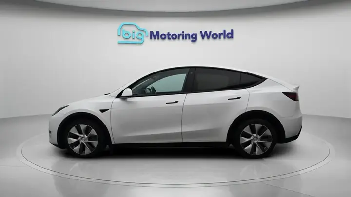 Tesla Model Y 2022 photo 5