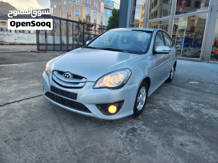 Hyundai Verna 2010 photo 4