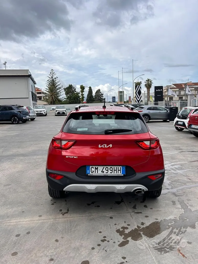 Kia Stonic 2023 photo 3