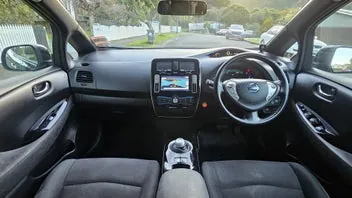 Nissan Leaf 2015 photo 3