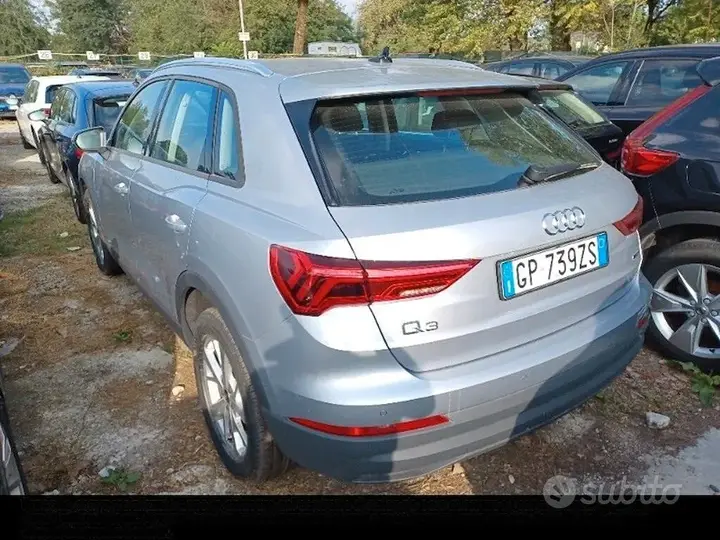 Audi Q3 2023 photo 5
