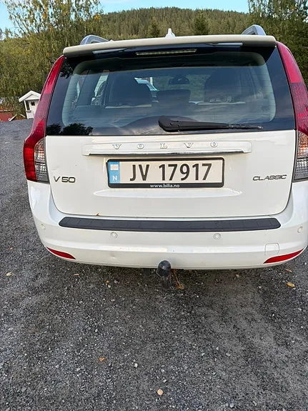 Volvo V50 2011 photo 4