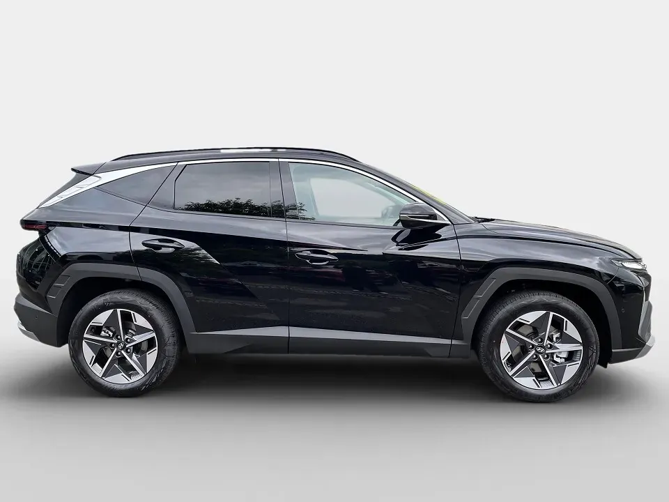 Hyundai Tucson photo 3