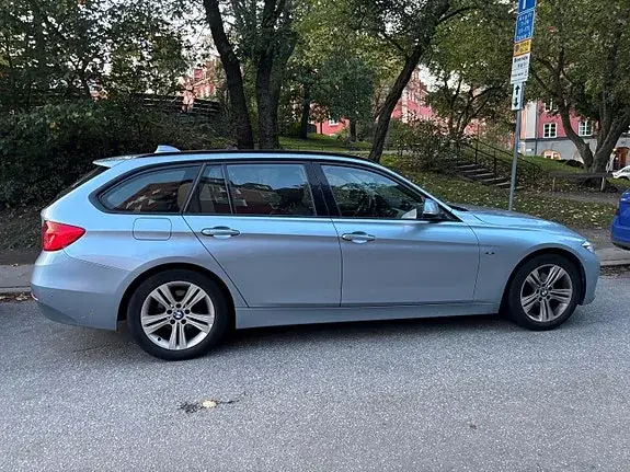 BMW 320D 2014 photo 2