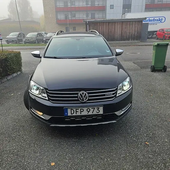 Volkswagen Passat Alltrack 2014 photo 2
