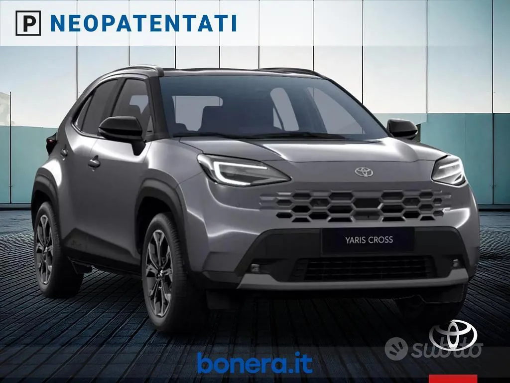 Toyota Yaris Cross 2023 photo 2