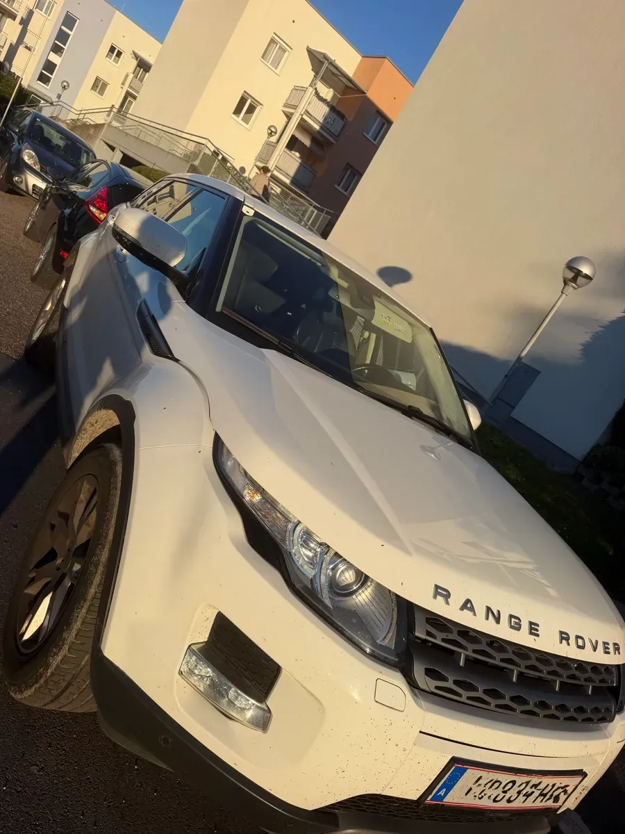 Land Rover Range Rover Evoque 2012 photo 2