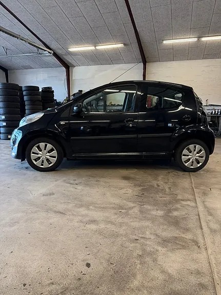 Citroen C1 2010 photo 2