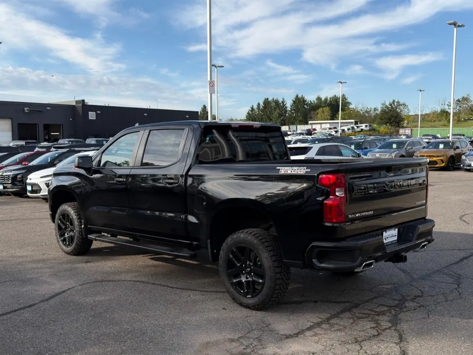 Chevrolet Silverado 1500 2026 photo 3