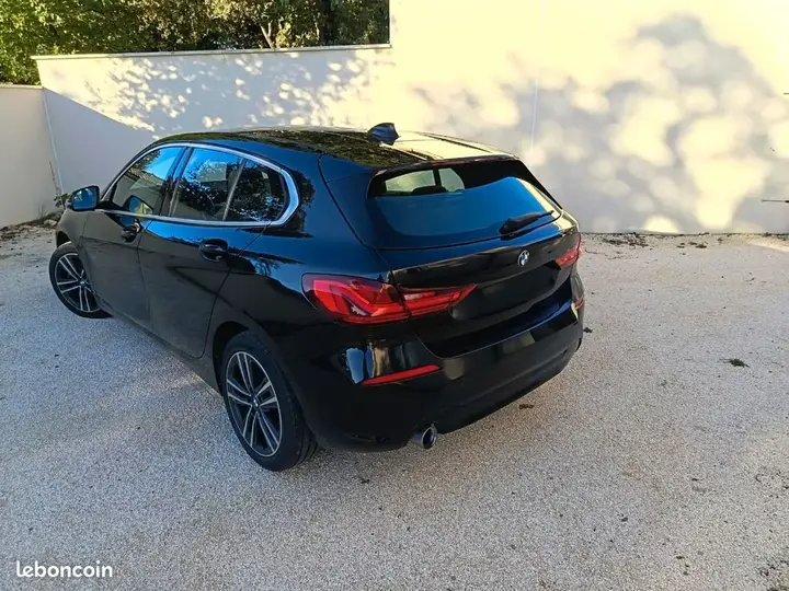 BMW Series 1 2020 photo 2