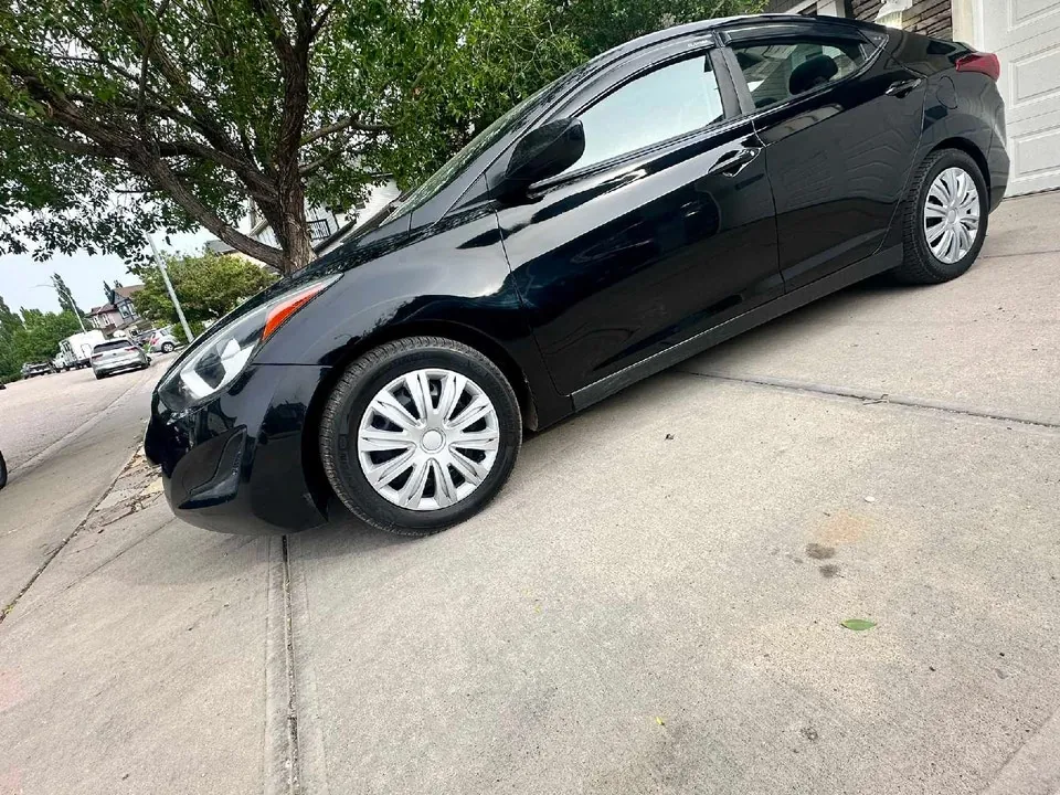 Hyundai Elantra 2015 photo 3