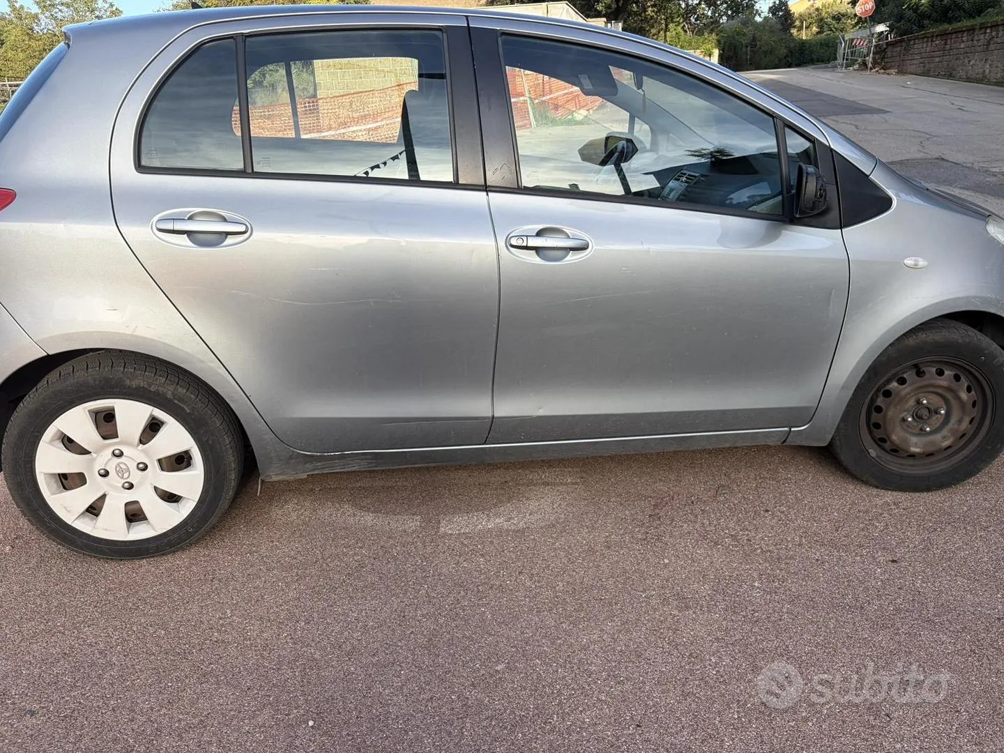 Toyota Yaris 2006 photo 3