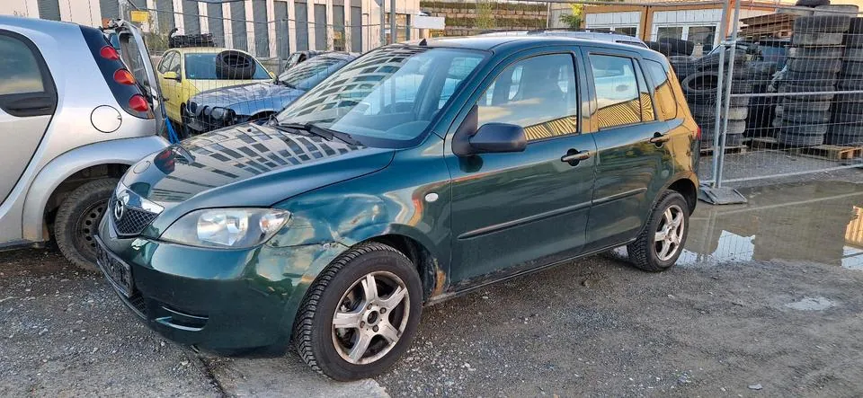 Mazda 2