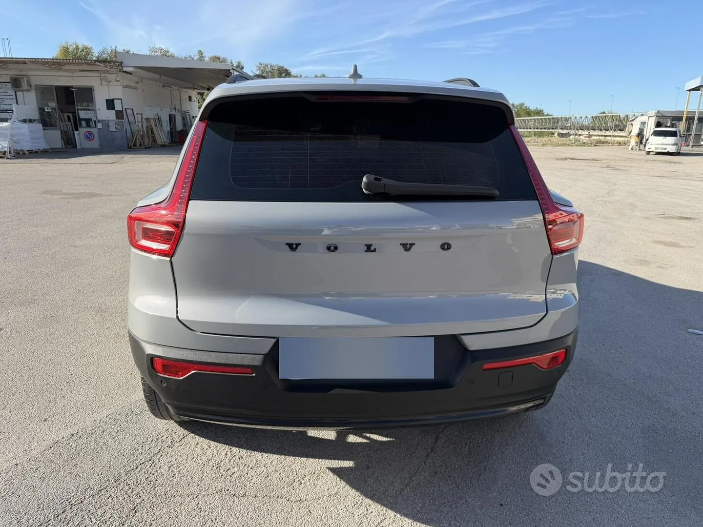 Volvo Xc40 2024 photo 4