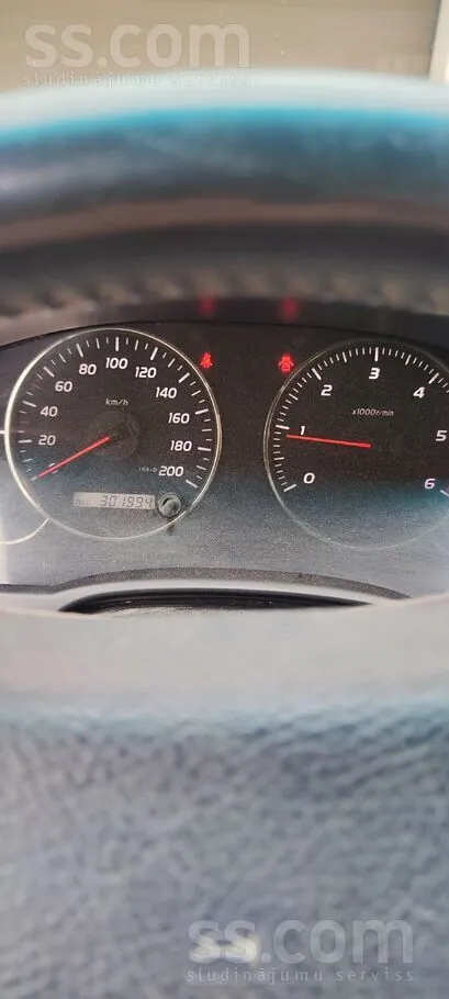 Toyota Land Cruiser 2004 photo 3