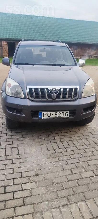 Toyota Land Cruiser