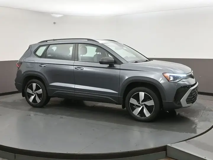 Volkswagen Taos