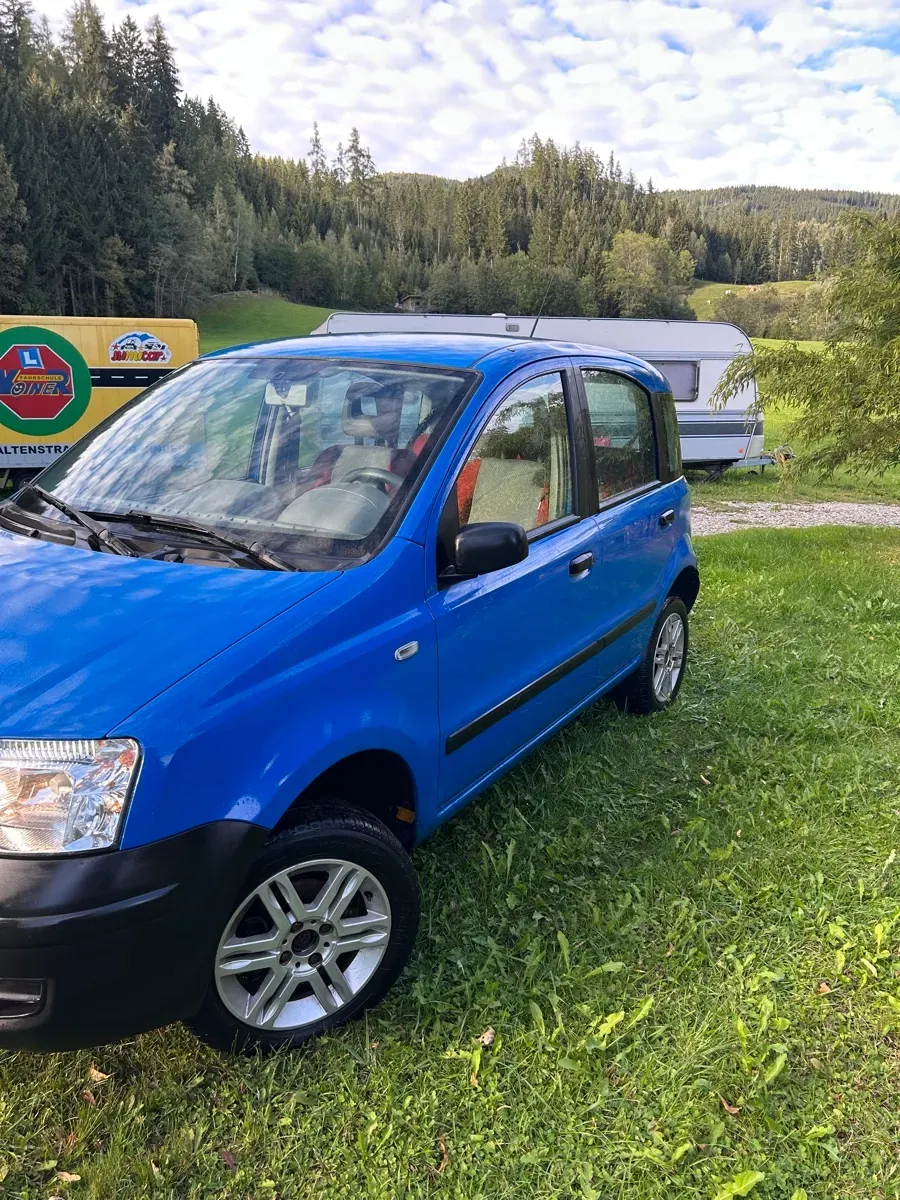 Fiat Panda 2005 photo 2