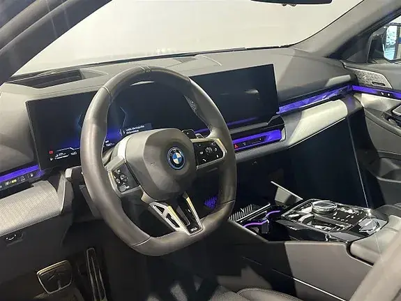 BMW 530E 2026 photo 3