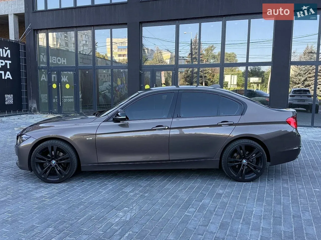 BMW 3 Series 2012 photo 4