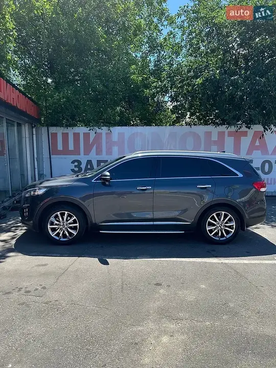 Kia Sorento 2015 photo 2