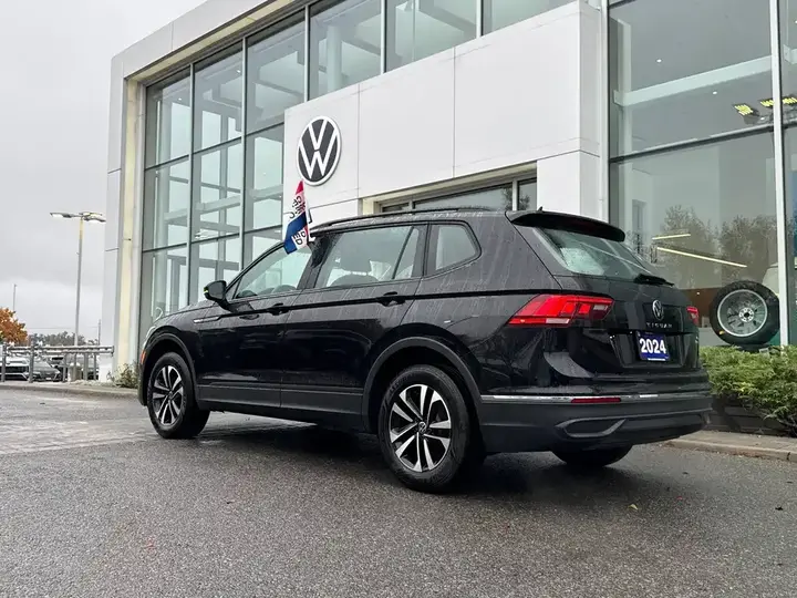 Volkswagen Tiguan 2024 photo 2