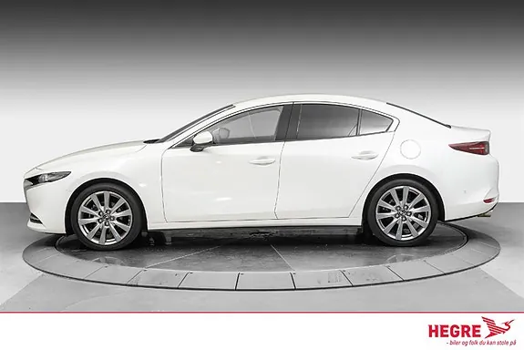 Mazda 3 2019 photo 2