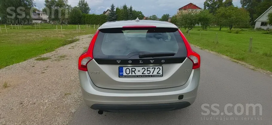 Volvo V60 2011 photo 5