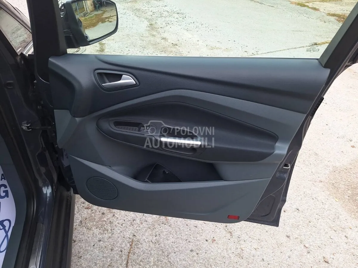 Ford C-Max 2011 photo 5