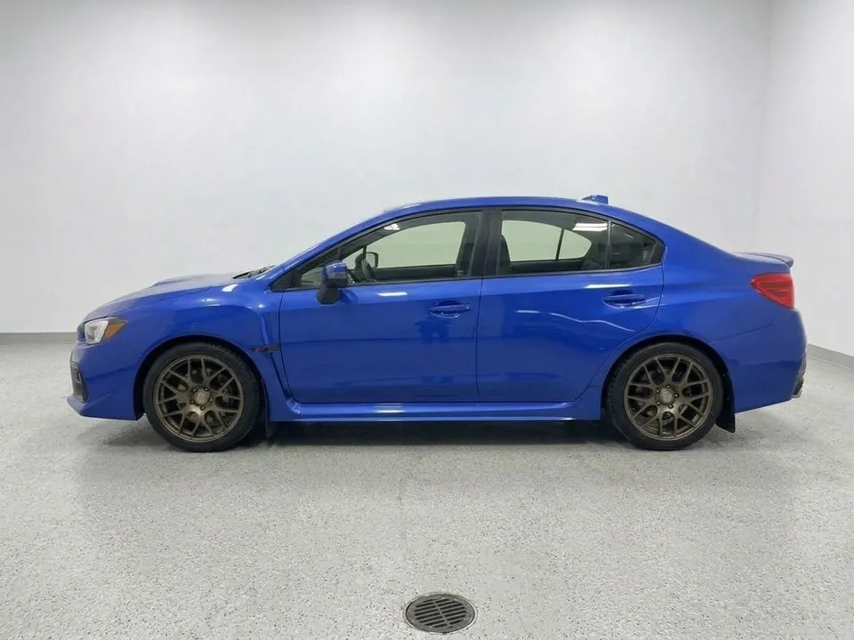 Subaru Wrx Sti 2016 photo 3