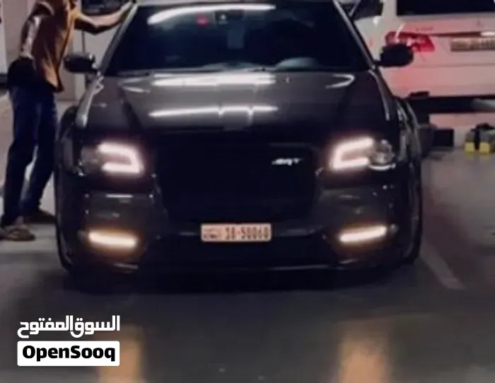Chrysler 300 2019 photo 2