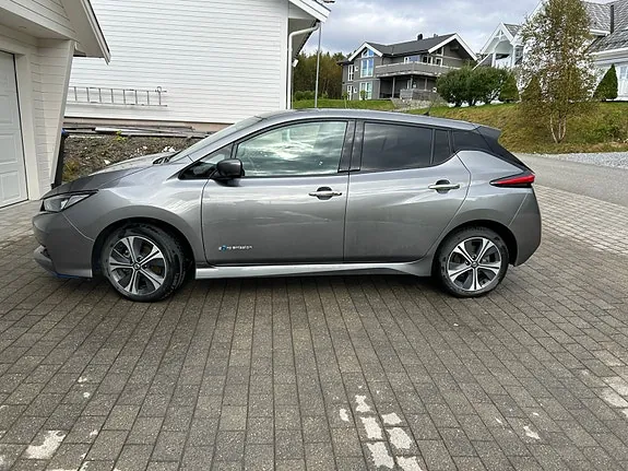 Nissan Leaf 2020 photo 3