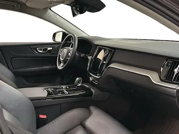 Volvo V60 2025 photo 5