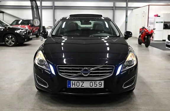 Volvo S60 2011 photo 3