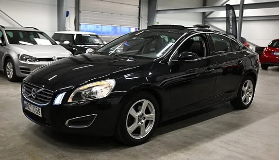 Volvo S60 2011 photo 4