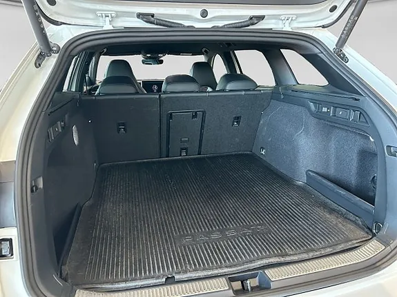 Volkswagen Passat 2025 photo 4