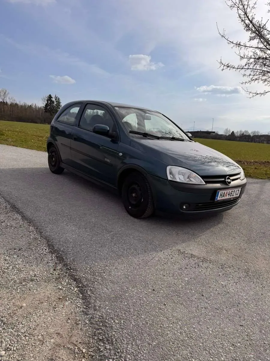 Opel Corsa 2001 photo 2