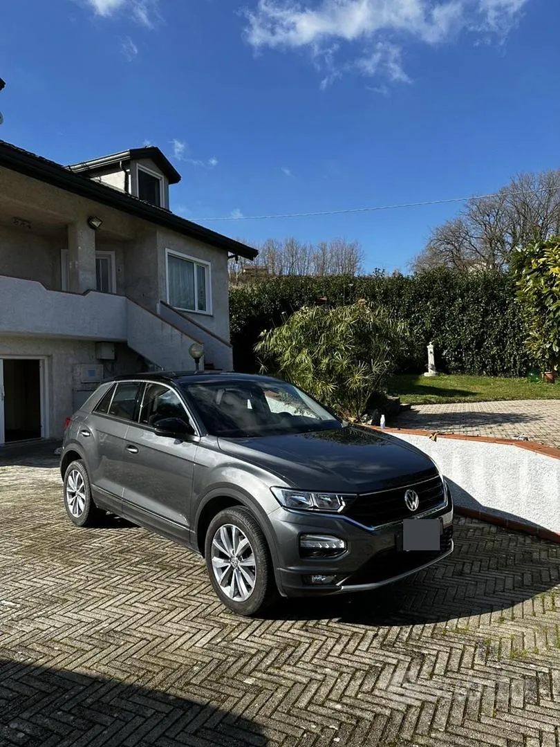 Volkswagen T-Roc 2019 photo 3