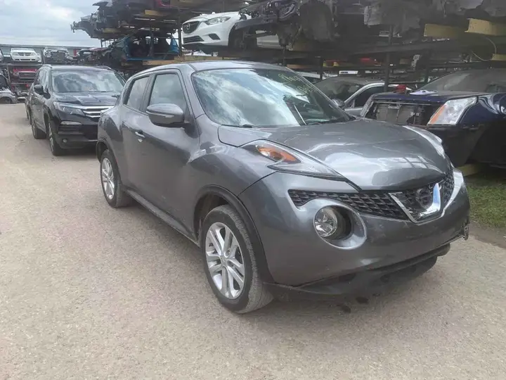 Nissan Juke 2015 photo 3