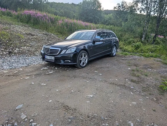 Mercedes-Benz E350 2010 photo 3