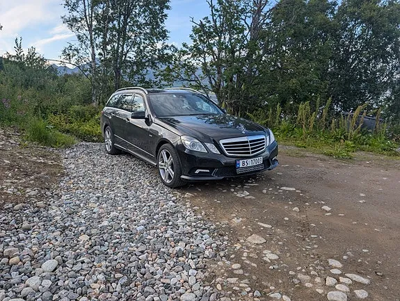Mercedes-Benz E350 2010 photo 2