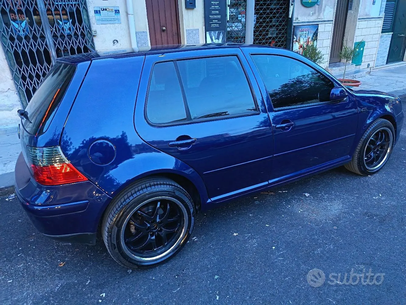 Volkswagen Golf 2003 photo 2