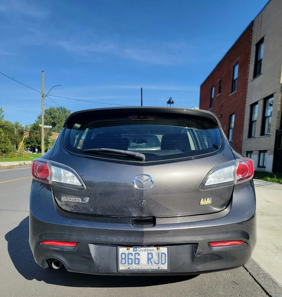 Mazda 3 2011 photo 4