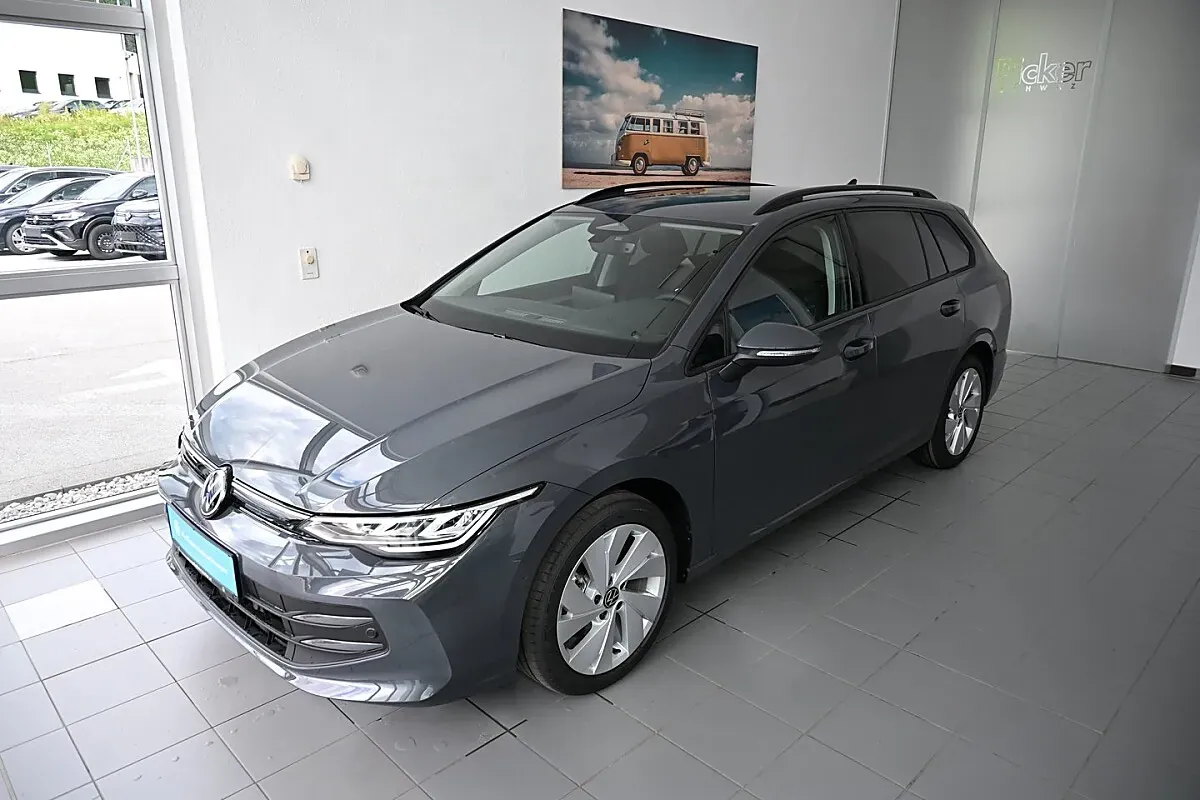 Volkswagen Golf 2026 photo 3