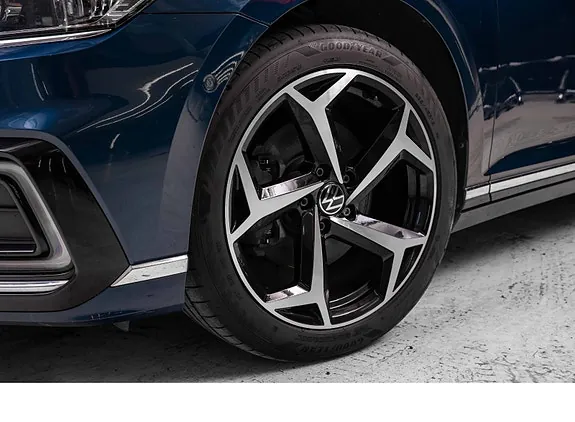 Volkswagen Passat 2021 photo 3