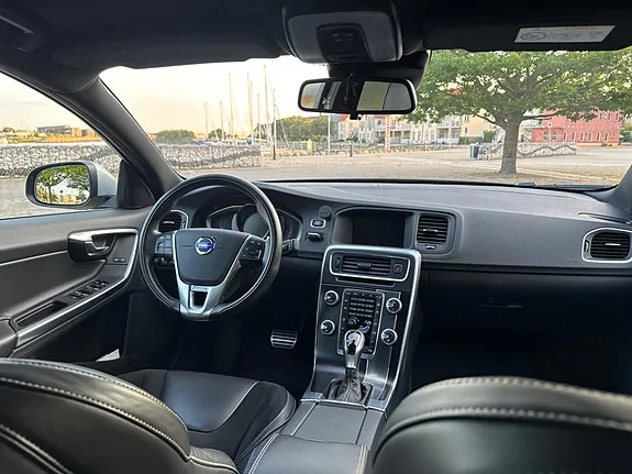 Volvo S60 2016 photo 5