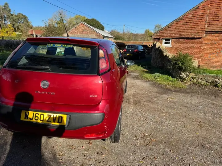 Fiat Punto Evo 2010 photo 4