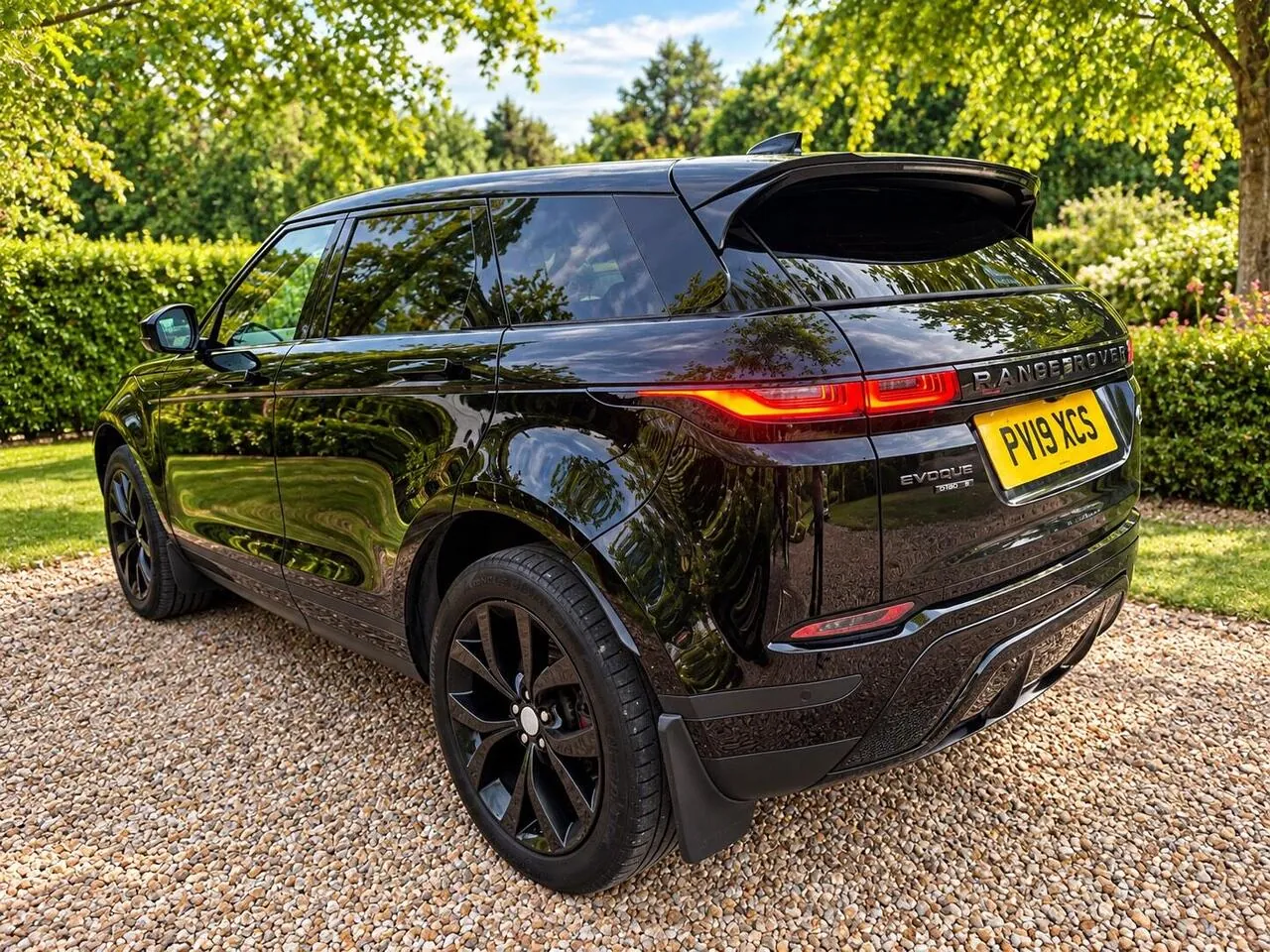 Land Rover Range Rover Evoque 2019 photo 3
